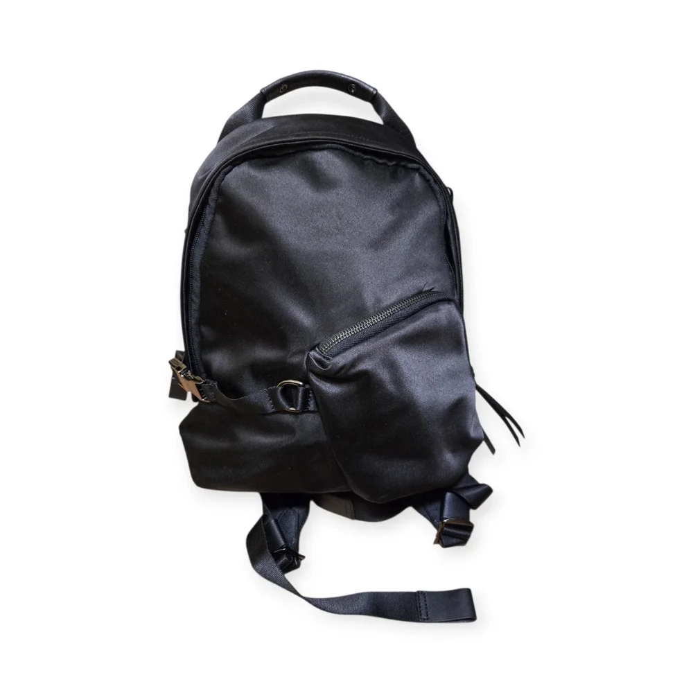 Tumi Devoe Sterling Backpack in Black‎